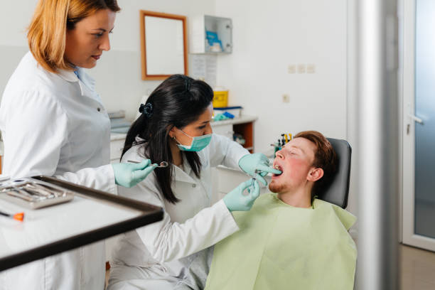 Best Emergency Root Canal Therapy in Temesl Valley, CA